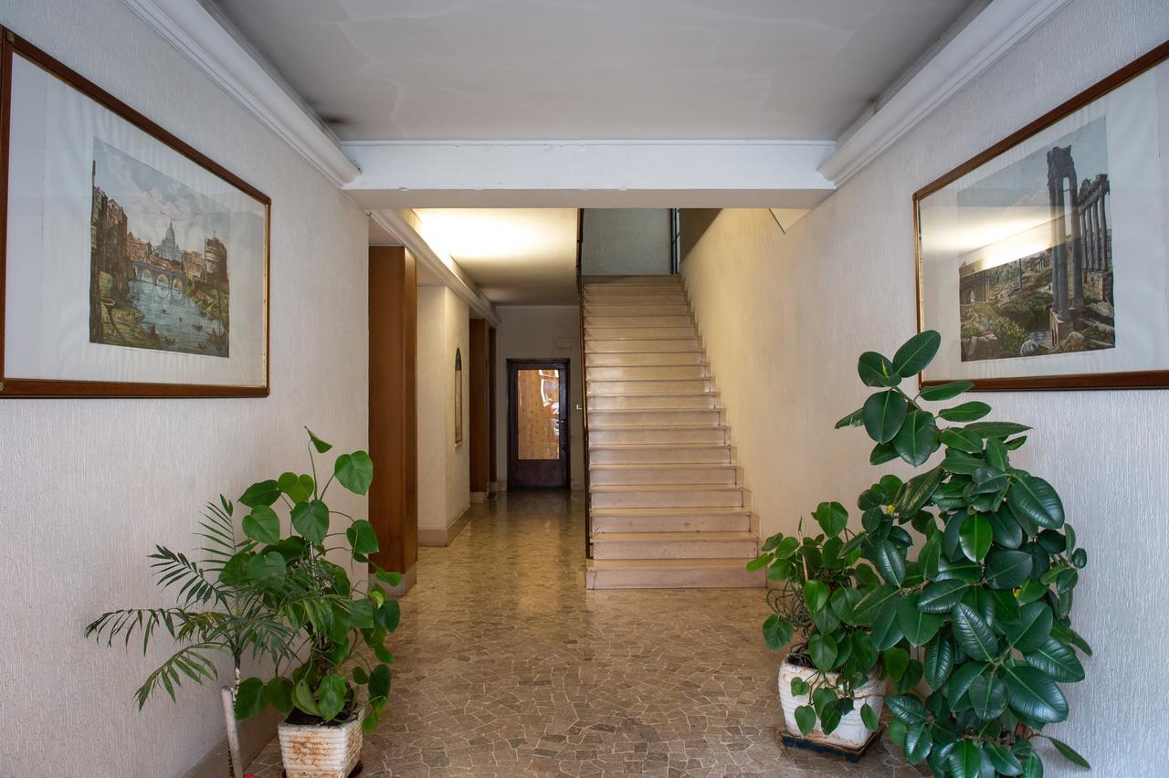 House Bonifacio Apartment Rome Exterior photo